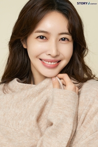 왕지혜, 스토리제이컴퍼니와 또 한 번의 동행 [공식]