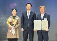 강진군 김현우 회장, 제29회 농업인의 날 대통령상 수상