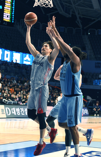 [포토] 장재석 ‘나는 못막아’