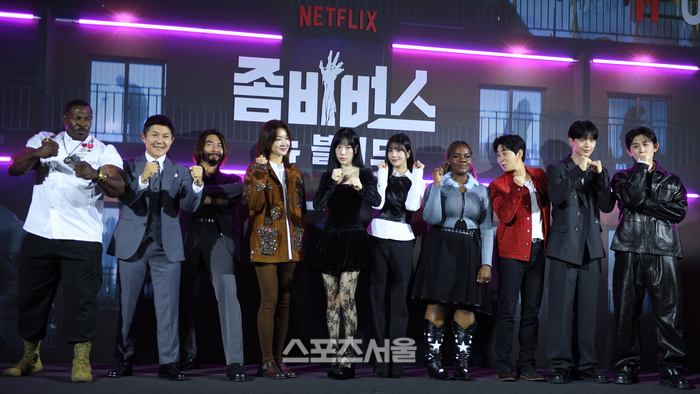 [포토] 카리스마 넘치는 좀비버스 출연진들