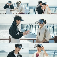 김남길-이하늬, “드디어 만났다” 낚시꾼&선캡 아낙 변신, ‘은밀한 접선’ 현장 공개