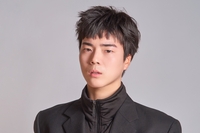 유승목, 마침내 백상을 품었다…오랜 시간을 견딘 배우에게 돌아온 가장 깊은 박수