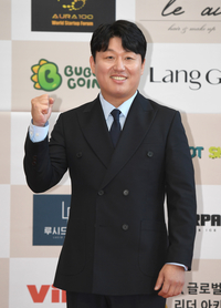 [포토] 김민재 ‘파이팅 넘치는 포즈’