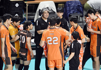 이민규의 ‘완벽’ 경기 운영+블로킹 6개…OK저축은행, 아히 없는 우리카드 꺾고 4연패 ‘탈출’[현장리뷰]