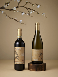 “김홍도 만난 마주앙 와인”…롯데칠성음료, 마주앙X간송 콜라보 와인 2종 출시