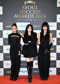 [포토]비비업, 서울 석세스 대상 왔어요!