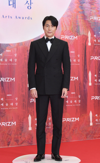 정우성, 공식석상 부담 느꼈나…소속사 “청룡영화상 참석 재논의”[공식]