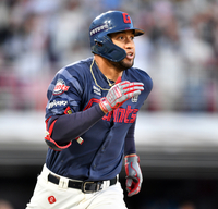 [공식] ‘안타왕 잡았다’ 롯데, 레이예스와 총액 125만달러 재계약 완료…“PS 진출 위해 최선”