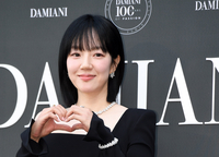 임수정, 2년 홀로서기 청산…이민호와 동행 [공식]