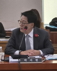 박지원 의원 “코리아패싱을 대비해야 할 것이며 대통령께서 대북정책을 뒤집으셔야”