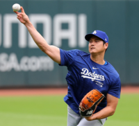 “오타니, 개막전 투타겸업 어렵다!” 日방문한 로버츠 감독, 이유는?