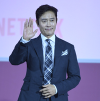 [포토] 이병헌 ‘부드러운 인사’