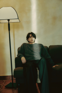 ‘43억 횡령’ 황정음, 또 논란 터졌다…장난감 무료 나눔 역풍