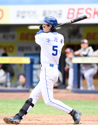 ‘토종 자존심’ 제대로 살린 캡틴 구자욱, 외야 GG 갑론을박→‘독야청청’ 그 자체 [골든글러브]