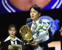 [포토] 롯데 레이예스, 외야수 골든글러브 수상