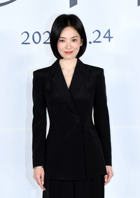 [포토]송혜교, ‘검은 수녀들’로 인사 드립니다!