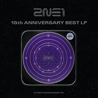 2NE1, 데뷔 15주년 기념 베스트 LP 출시…친필 메시지로 ‘소장 가치 UP’