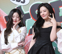 [포토] 아이브 장원영-안유진 ‘더 예뻐진 크리스마스 요정’