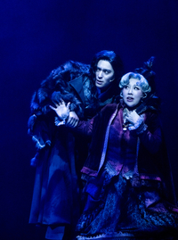 [표권향의 컬처판타지아] 크리스마스에는 ‘지킬앤하이드’를? 왜 ‘지금 이 순간’을 기다리는가