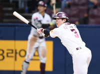 ‘일시귀국’ 김혜성의 거취에 촉각 곤두세우는 키움 ML 보장계약이 핵심[SS 포커스]