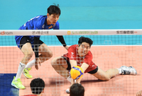 변우석·아이유, 압도적 비주얼 투샷