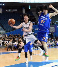 [포토]DB 김시래, 과감한 돌파