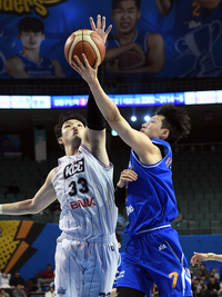 [포토]삼성 이원석, 과감한 레이업슛