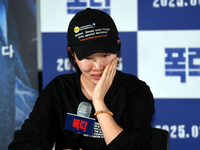 [포토] 현해리 감독, 故 송재림 질문에 눈물이...