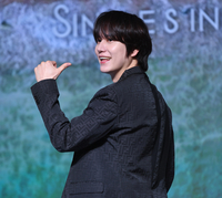 [포토] 규현 ‘솔로4 기대하세요’