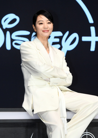 [포토]멋지게 포즈 취하는 김혜수