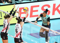 [포토]GS칼텍스 실바, 블로킹 뚫고!