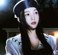 레드벨벳 조이, SM과 재계약 체결…“10년간 믿음”[공식]