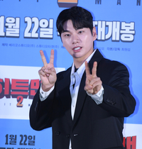 [포토] 이이경 ‘깜찍하게’