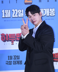 [포토] 이이경, 설에는 ‘히트맨2’