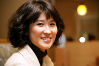 “정말 당혹스럽다” 윤석열 대통령 찬양에 동원된 가수 권진원의 노래 ‘해피 버스데이 투 유’