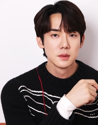 ‘섹시미간’ 유연석 “40대 더 성숙한 로맨스 기대해줘” [SS인터뷰]