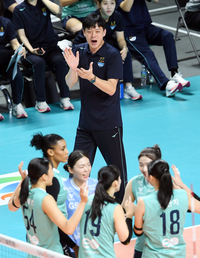 [포토]GS칼텍스 이영택 감독, 잘 하고 있어!