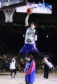 ‘5년 만에 관중 9000명’ 별들의 축제, 부산이 ‘후끈’ 달아올랐다 [SS현장]