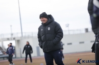36→39경기 증가, 불규칙 휴식기도 사라져…새 환경에 적응해야 하는 K리그2