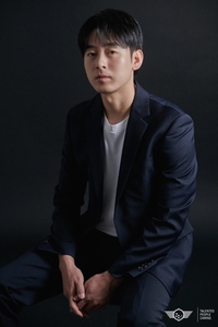 박형수, JTBC ‘협상의 기술’ 합류… 이제훈과 호흡 ‘기대감 UP’