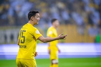 정승현vs조유민, 두바이서 격돌한날…모래 폭풍, 카메라·립밤 반입금지+침대축구까지 [SS두바이in]