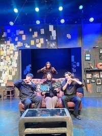 [표권향의 컬처판타지아] 삶에 지쳤다면? 연극 ‘죽여주는 이야기’, 살벌해 보이지만 ‘죽여주는 웃음 장착’