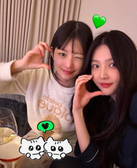 레드벨벳 조이, 아이브 레이와 설날 데이트 ‘기여미 둘’