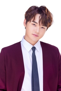 ‘군면제’ 박서진, 타조엔터와 전속계약 종료 “신중한 논의 끝 이별”