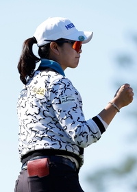김아림, LPGA투어 개막전서 이틀 연속 선두…통산 3승 보인다