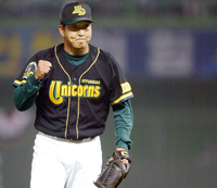 ‘유니콘스 레전드’로 돌아간 정민태 KBO-형지엘리트 야심작 ‘1982 DDM’ 프로젝트 1호 모델 우뚝