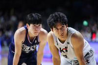 홈코트처럼 뛰어논 KT 허훈 3점포 6방에 22점 폭발, 팀 4연승 휘파람