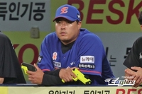 에이스 류현진, 장난꾸러기 ‘스나이퍼’로 변신 [다시 보는 2024 KBO]
