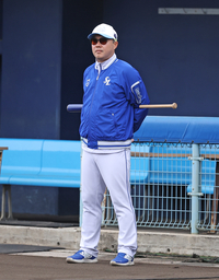 괌 캠프 마친 삼성 박진만 감독 “날씨 GOOD, 신인들 몸상태도 GOOD”