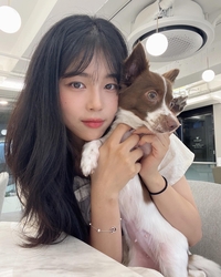 [10문10답] 윤지성, 소녀주의보에서 배우로…킥복싱 3단에 맞는 역은?